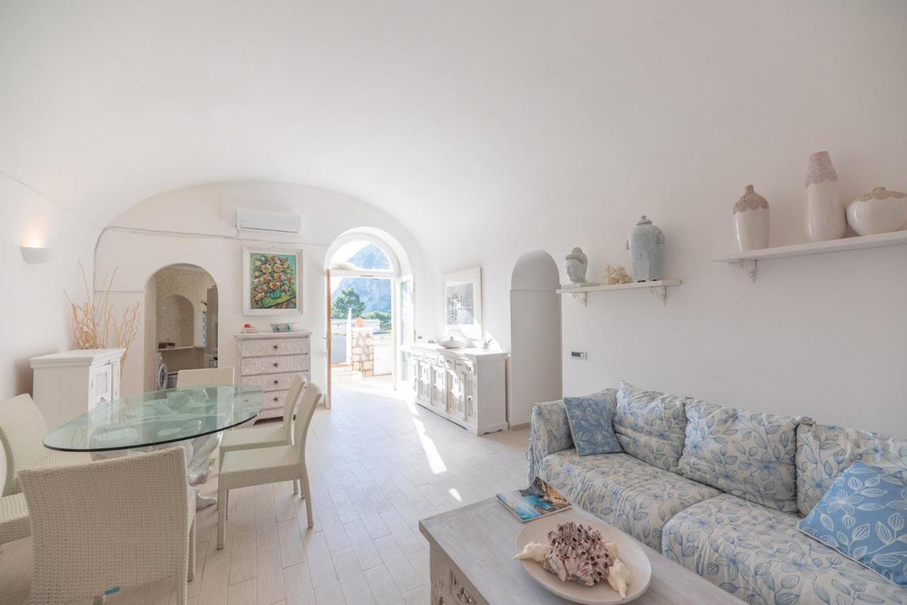 Capri Center Holidays Екстериор снимка