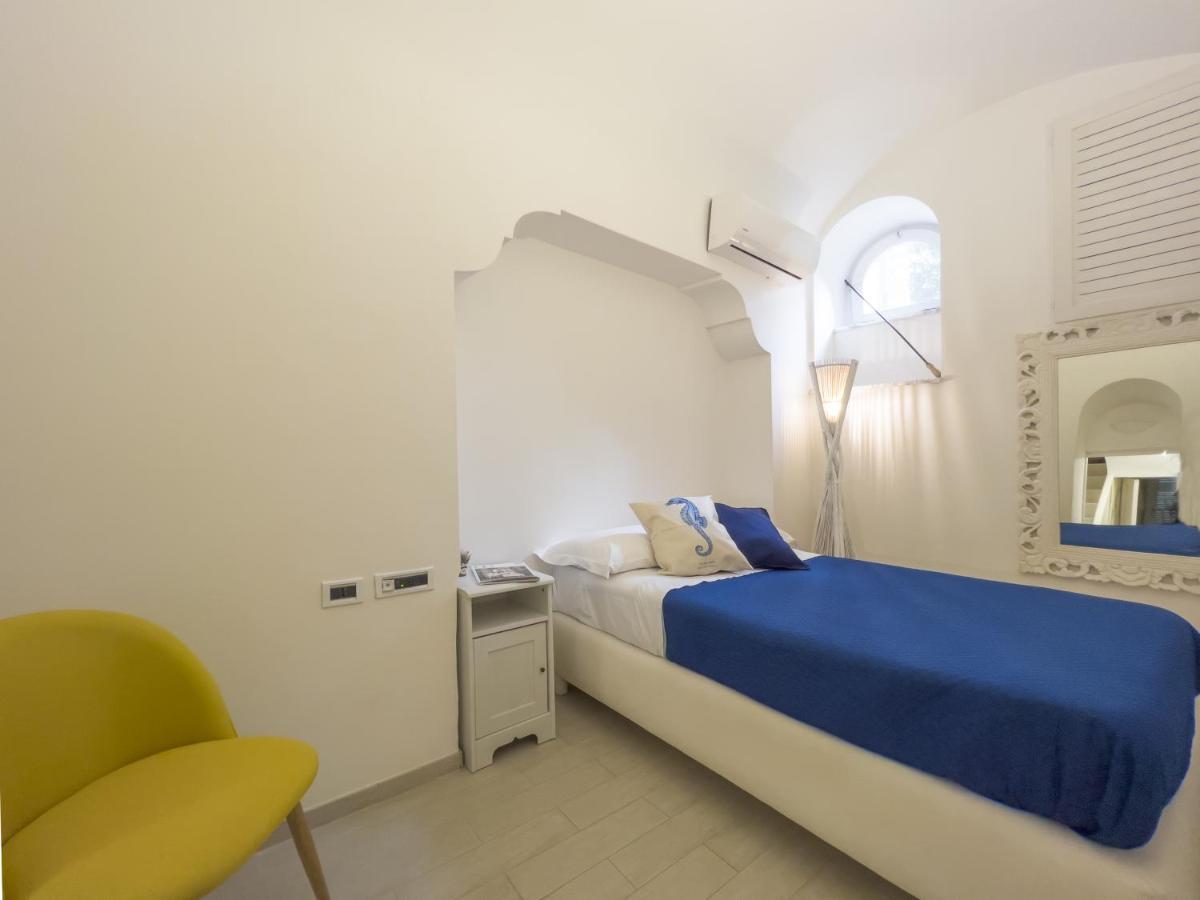Capri Center Holidays Екстериор снимка